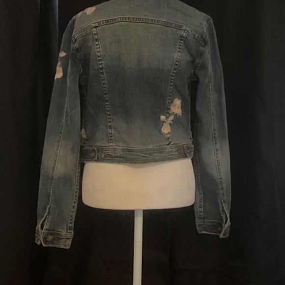 Billy T Women’s Embroidered floral blue Jean jacket Size small - Picture 7 of 8
